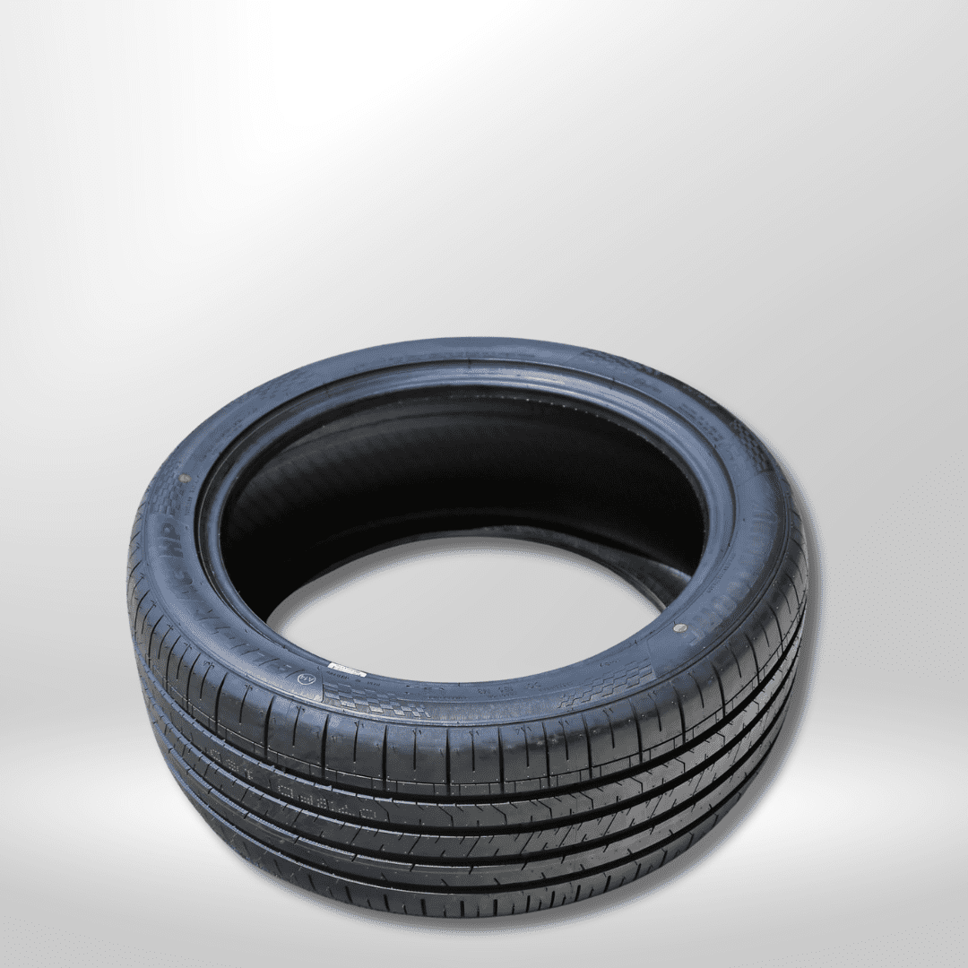 Armstrong Blu-Trac HP All Season Passenger Tire - 215/55R17 98W XL Auto SupplyMaster