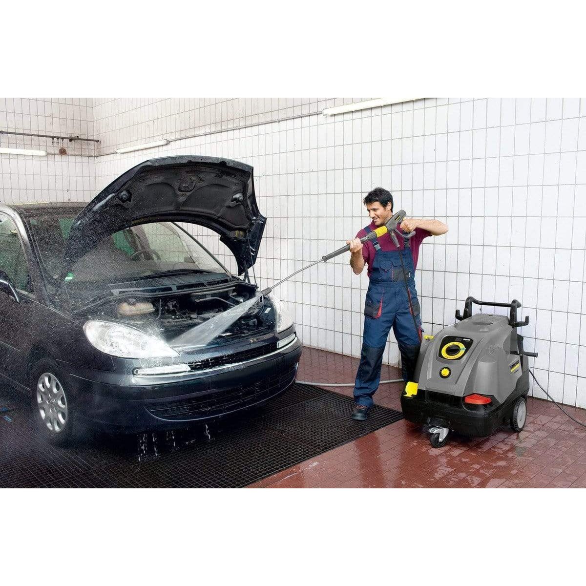 Karcher Hot and Cold High Pressure Washer 120 Bar - HDS 6/12 C Auto Supply Master